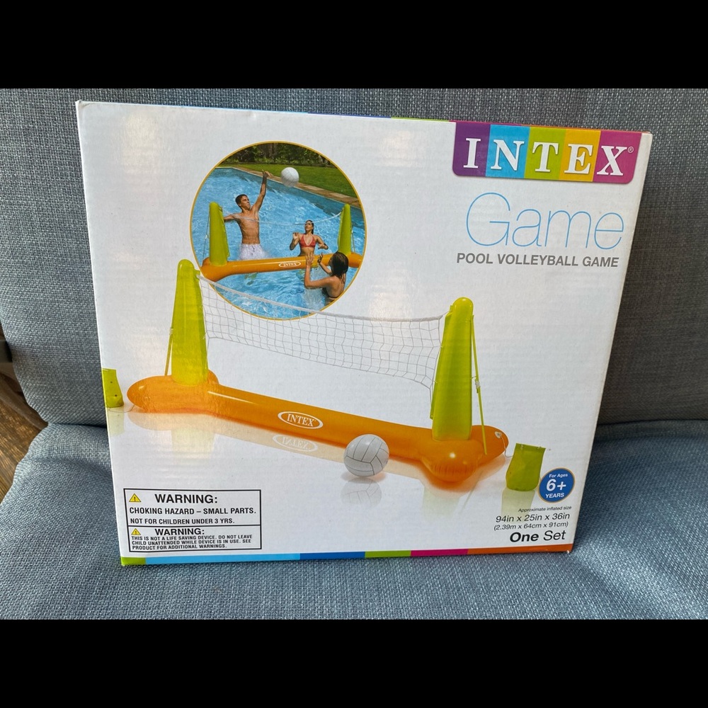 Pool Volleyball set